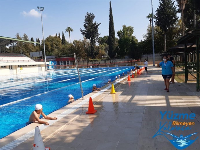 “Yüzme Bilmeyen Kalmasın” Projesi Tüm Hızıyla Devam Ediyor